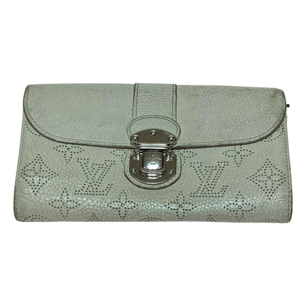 LOUIS VUITTON Mahina Portefeuille Iris Signs White